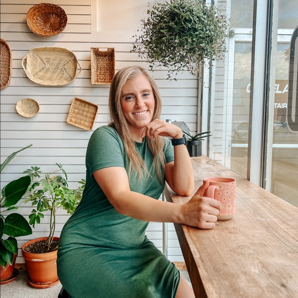 Meet your Posher, Morgan - Picture 2 of 3